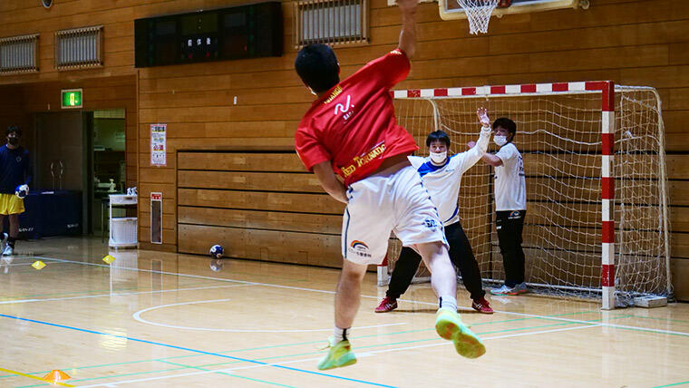日本のハンドボールは両面テープによって支えられている 宮﨑大輔選手に話を聞く Cemedine Style セメダイン株式会社